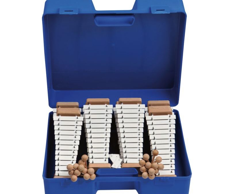 Komplekt 12 kellamängu alt